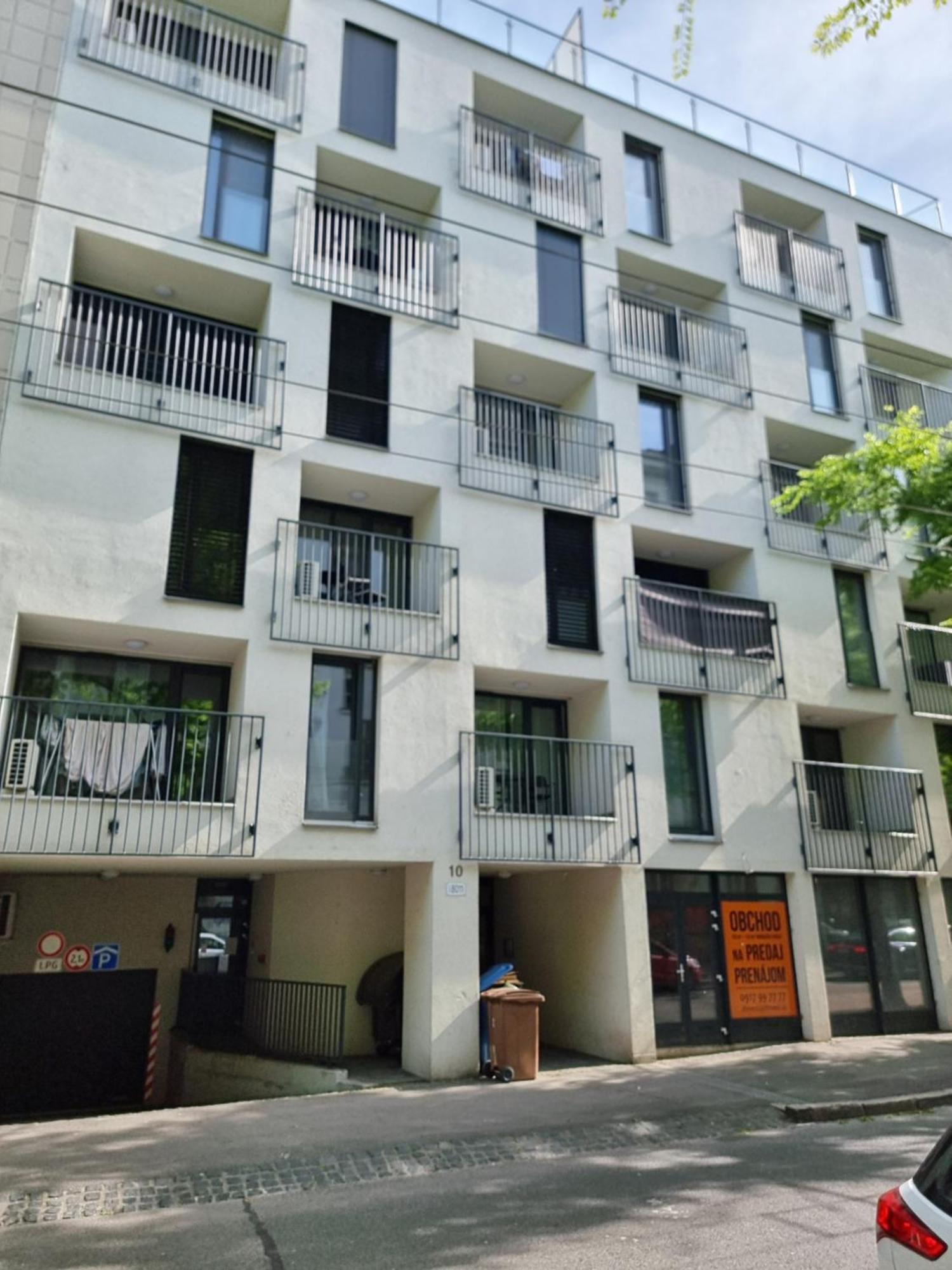 Apartman - Centrum Pressburg Exterior foto